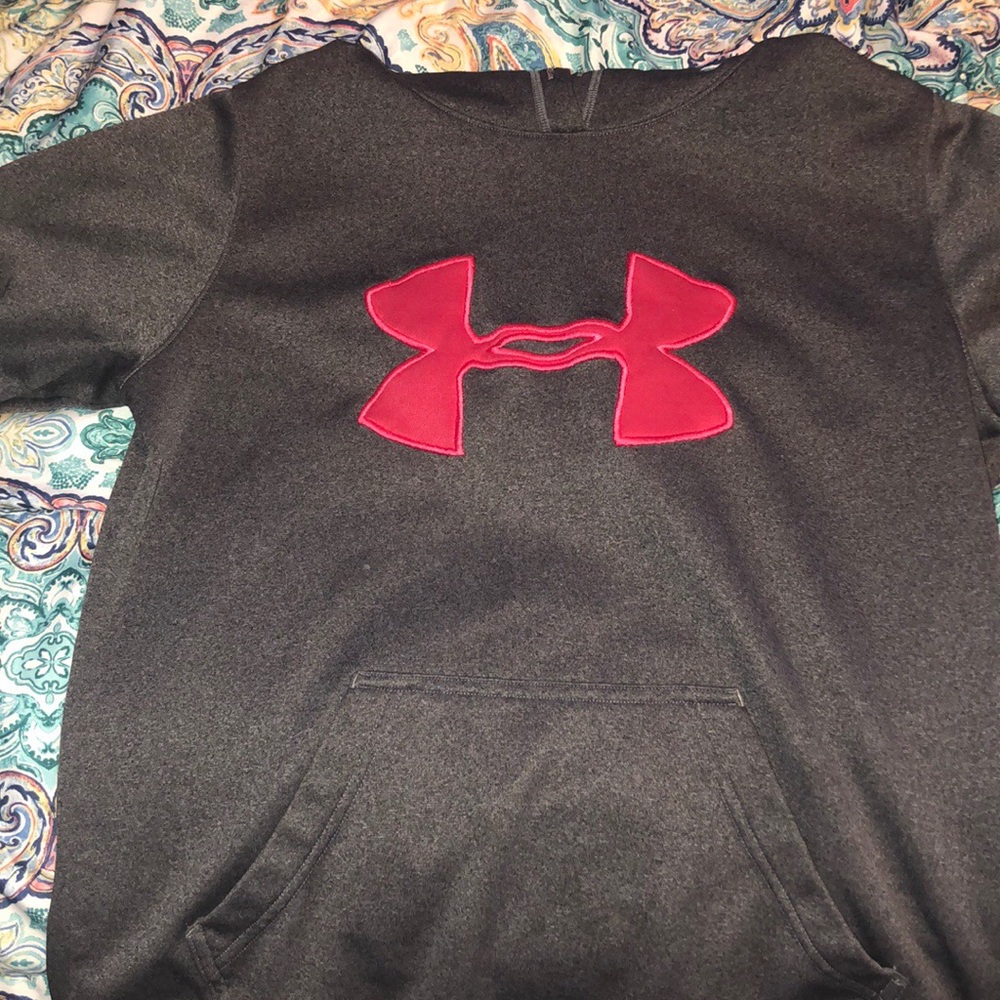 Under-amour pullover hoodie. Size small!
